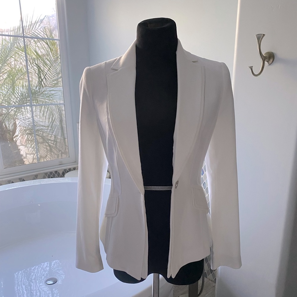 NWT BLACK HOUSE WHITE MARKET BLAZER